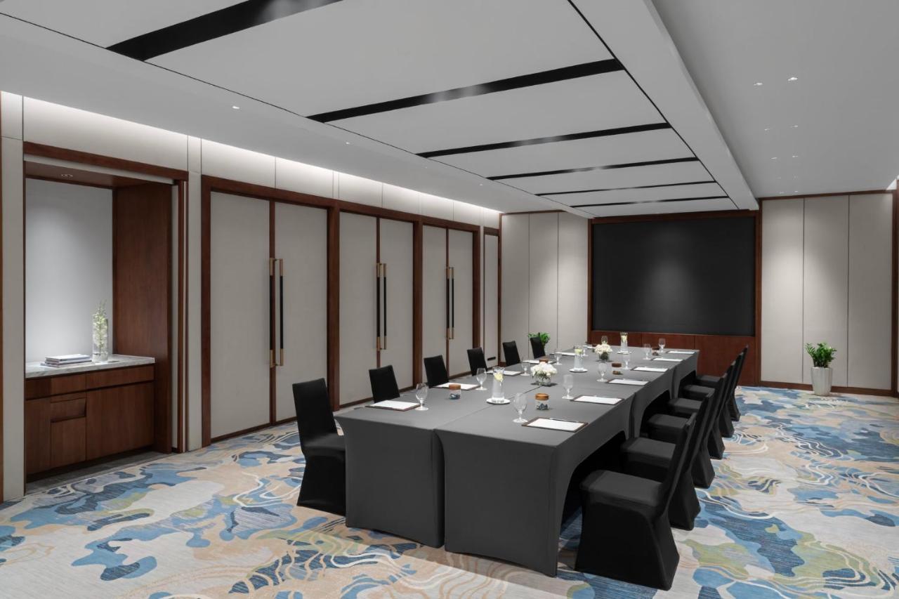 Crowne Plaza Vinh Yen City Centre By Ihg Экстерьер фото